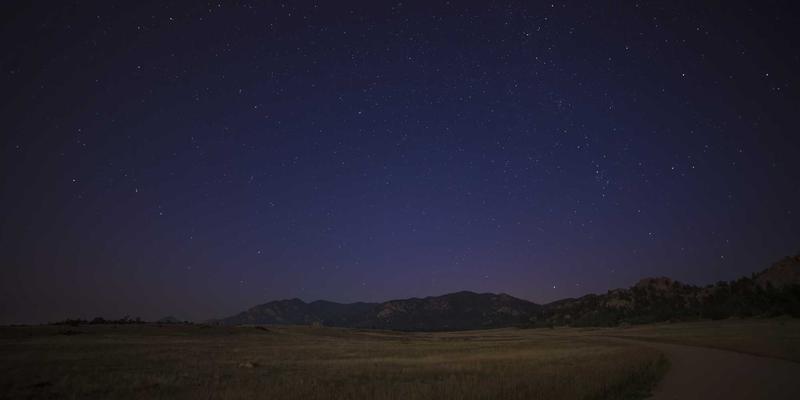 卡萨阿尔帕科：极简主义与安第斯风土的奢华对话，重新定义旅游住宿与赛博朋克酒店体验